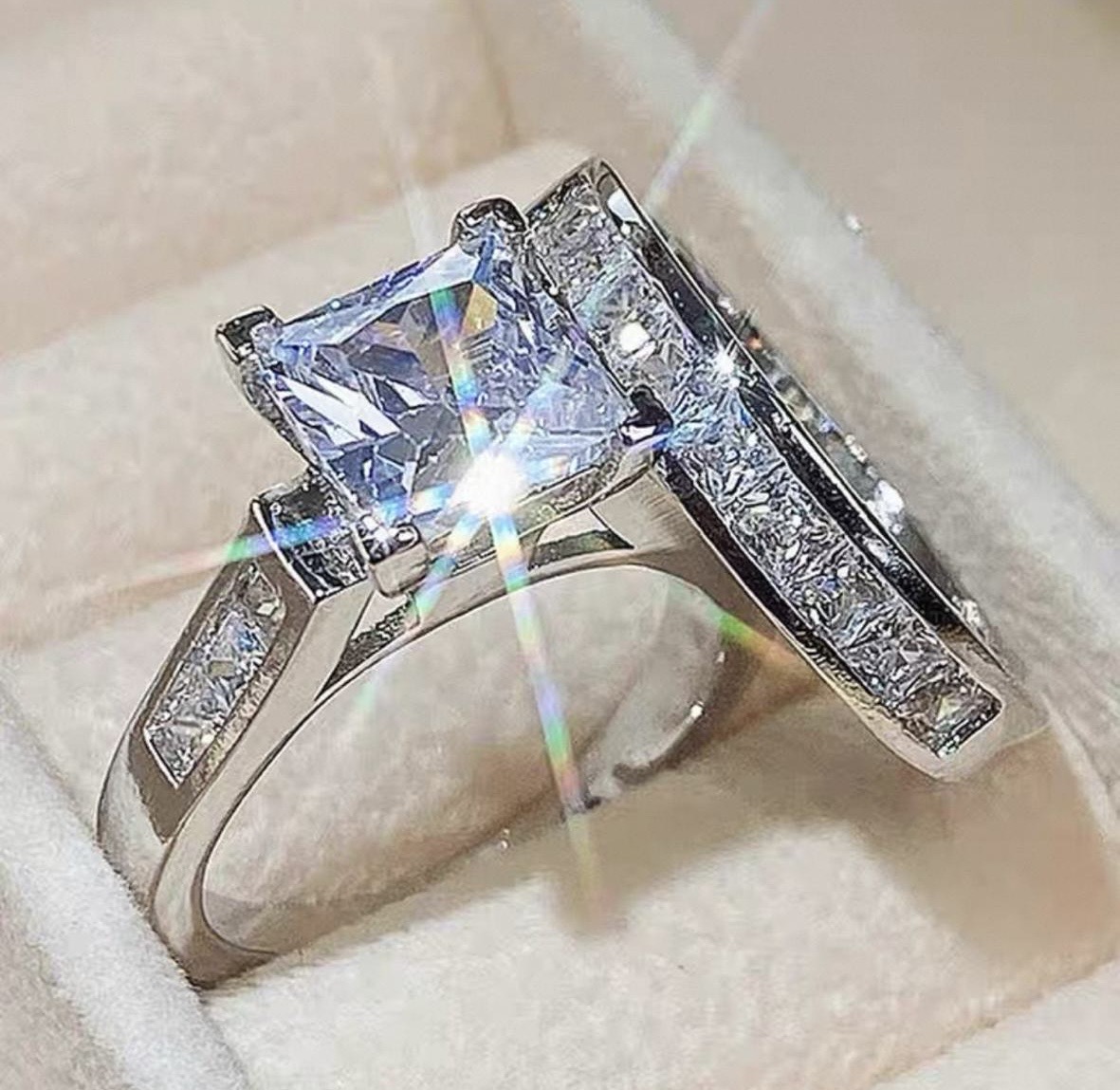 2-set silver rings sizes 6,7,8